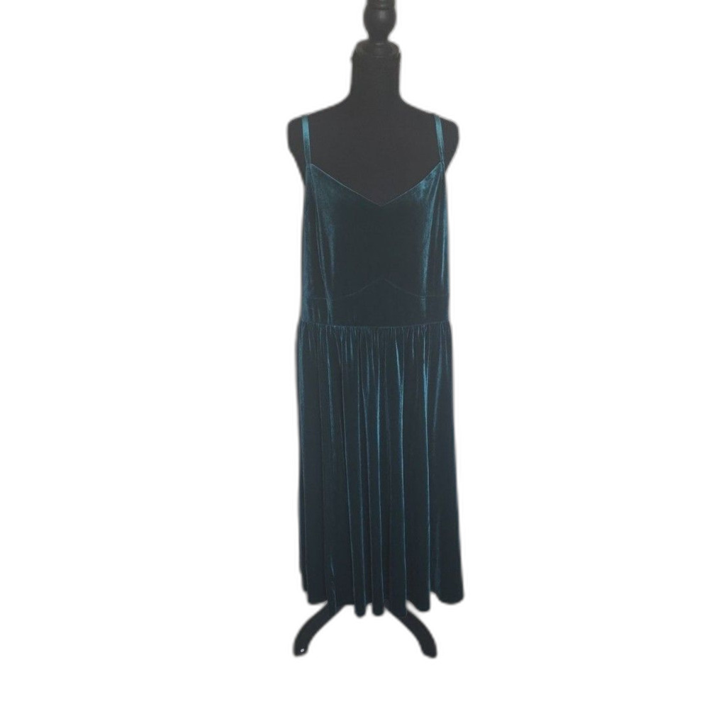 torrid Green Velvet Midi Slip Dress with Spaghetti Straps